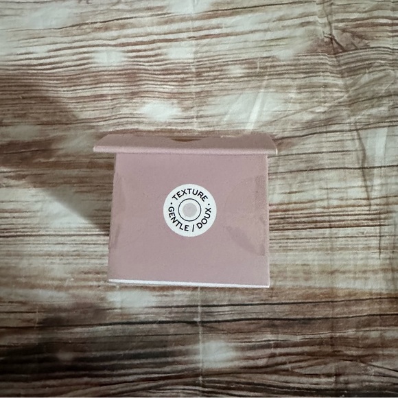 Daily Concepts Daily Facial Dry Brush - Picture 15 of 15